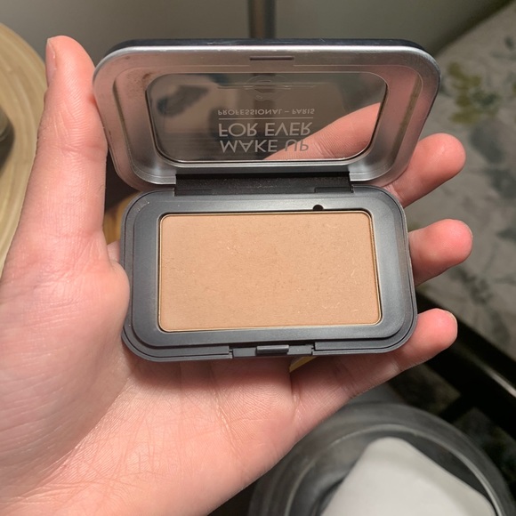 Face contour powder - Picture 2 of 2